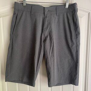 TravisMathew Men’s Gray Striped Performance Shorts - Size 32